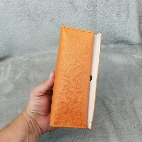 Tory Burch Triangle Eyeglass Case Orange Faux Leather With Cleaning Cloth - Picture 8 of 13